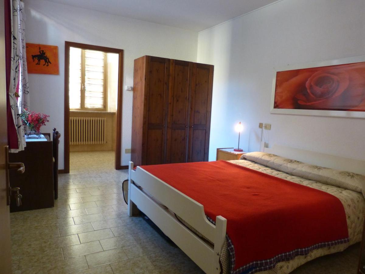 Ostello Al Deserto Chiavenna Exterior foto